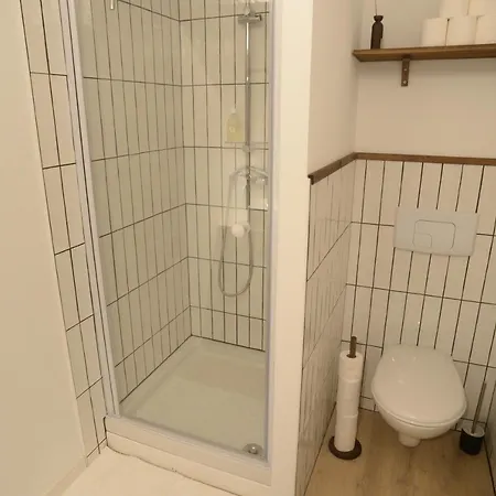 Renove Calme Avec Exterieur Proche Rennes Vakantiehuis