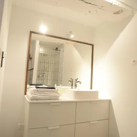 Vakantiehuis Renove Calme Avec Exterieur Proche Rennes *